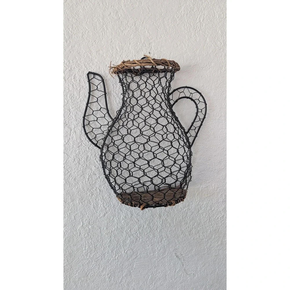 Vintage Farmhouse Black Chicken Wire Teapot Wall Hanging Basket Wicker Trim